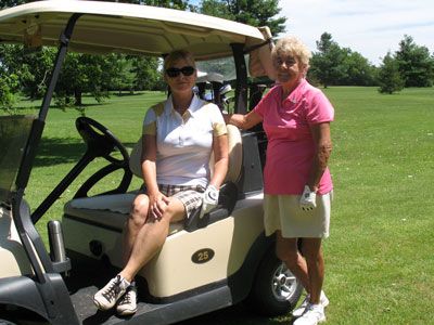 Ladies-golfing